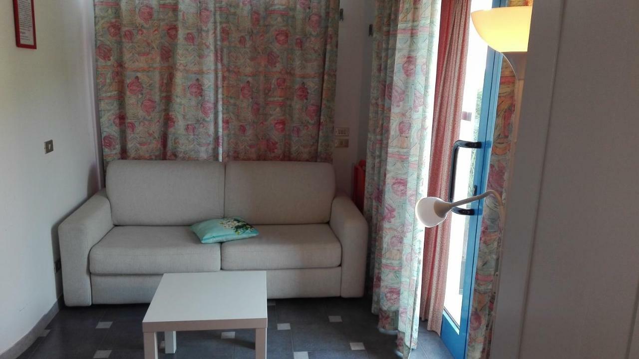 Bed and Breakfast La Rosa Di Rebecca à Monopoli Extérieur photo